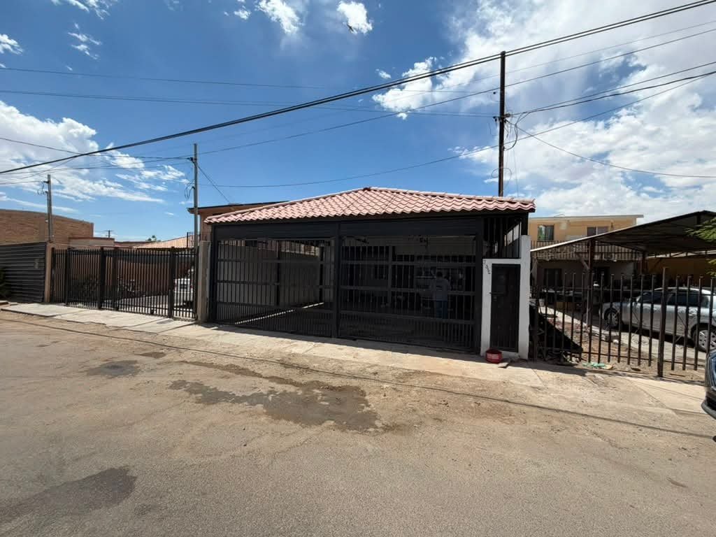 Casa en Renta. Col. Alianza para la producción